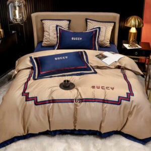 Gucci Premium Fashion Limited Luxury Brand Bedding Set Home Decor - Min00380
