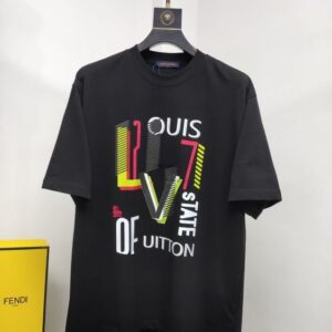 Limited LV Luxury Brand Unisex T-Shirt Gift Hot 2025 PEA31138