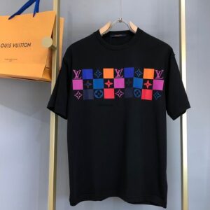 Limited LV Luxury Brand Unisex T-Shirt Gift Hot 2025 PEA31608