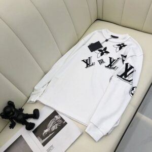 New Arrival LV Sweater hot gift for men women 2026 PEA32171