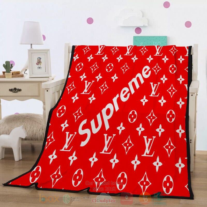 Supreme-Louis-Vuitton-Red-Pattern-Blanket.jpeg
