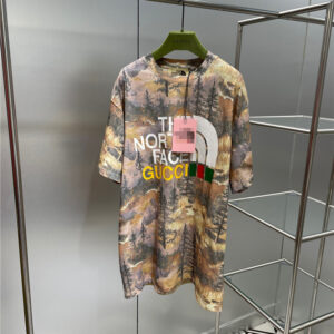 GC Luxury Brand Premium T-Shirt Outfit For Men Women - PN90104021