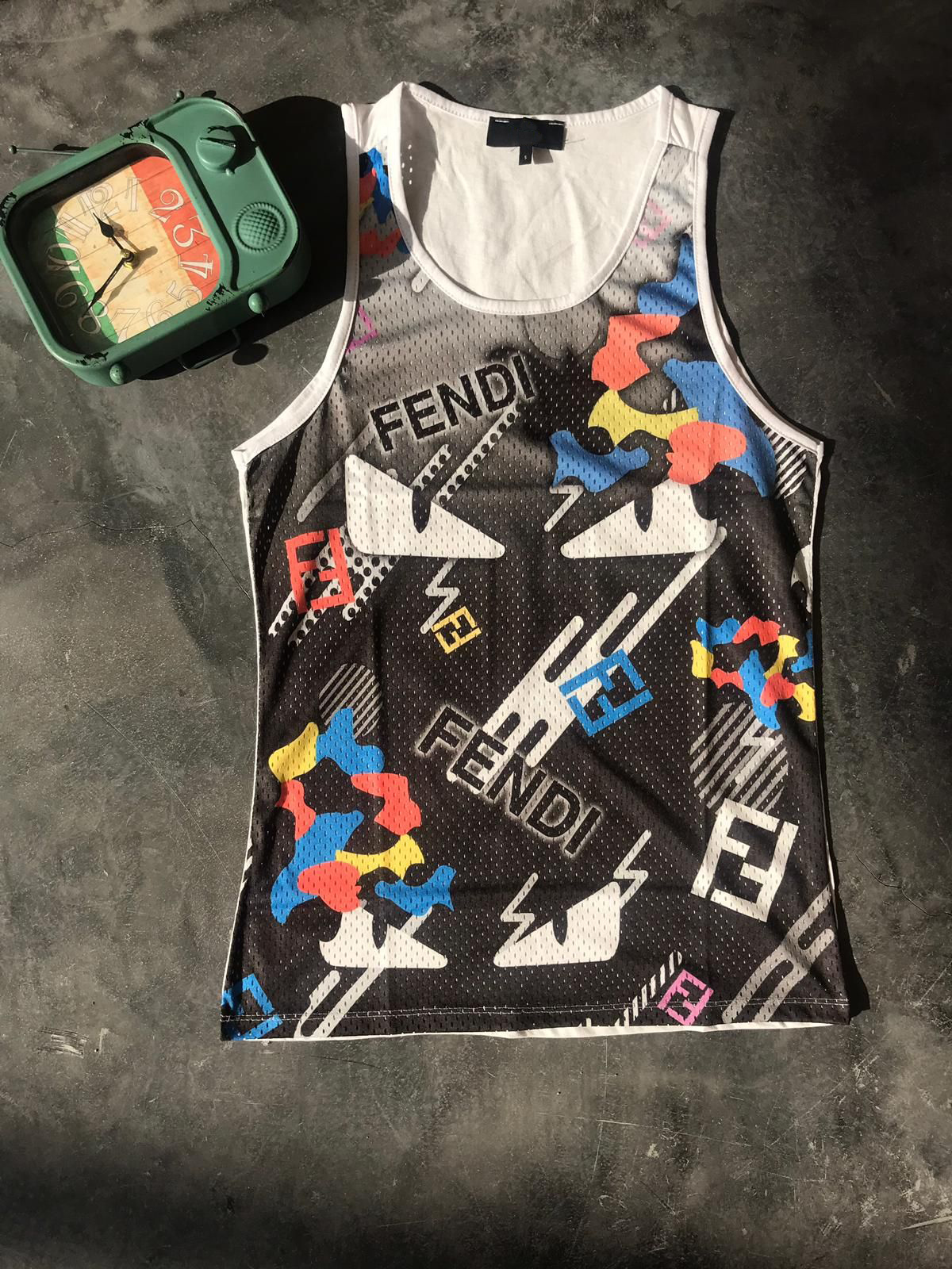 Tank-Top-Fendi-01-1.jpg