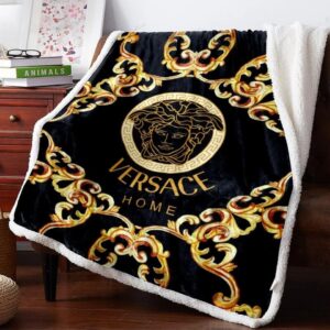 Versace Black Golden Fashion Luxury Brand Premium Blanket Fleece Home Decor LVT00250