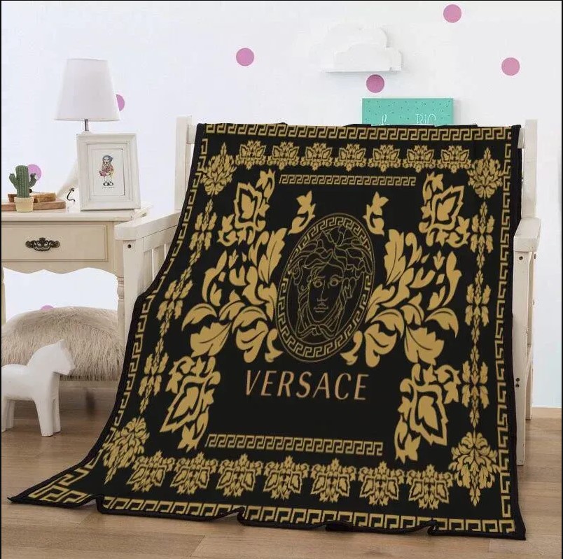 Versace-New-Logo-Fashion-Luxury-Brand-Fleece-Blanket-Comfortable-Blanket-Fleece.jpg