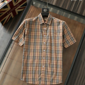 Limited Edition Burberry Button Shirt - TH00542