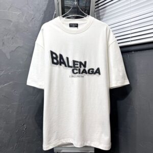 Balenciaga Luxury Brand Unisex T-Shirt  - DN2618642