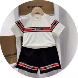 Kid Luxury Gucci Tracksuits DN26020625