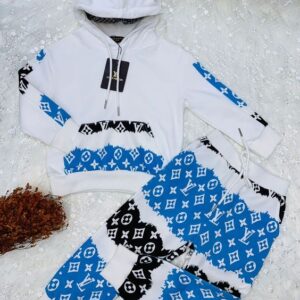 Kid Luxury Louis Vuitton Tracksuits DN26020652