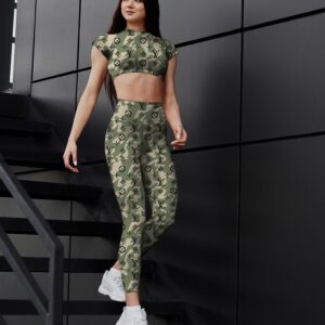 2025 Louis Vuitton Sportwear Combo Crop Top and Legging For Women - DN9200619