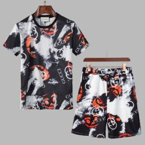 2026 Gucci Tracksuits for men - DN21415