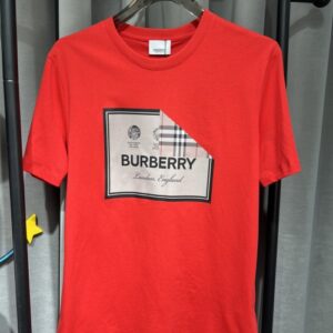 Limited Edition Burberry T Shirts - TH3201131