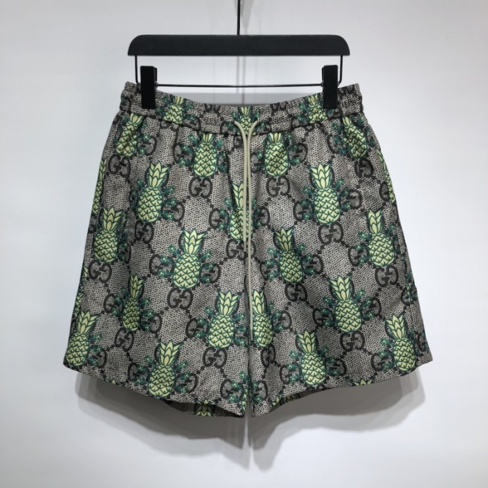 gucci_pineapple_gg_print_short_01-700x700-1-1.jpeg