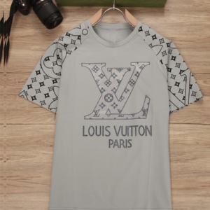 Louis Vuitton Luxury T-Shirt DN26160371