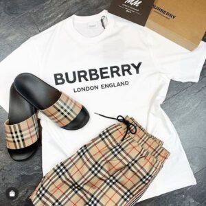 2026 Burberry Tracksuits for men - DN26120558