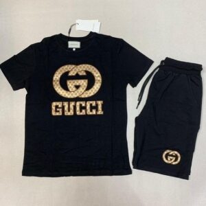 2026 Gucci Tracksuits for men - DN26120559