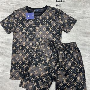 2026 Louis Vuitton Tracksuits  - DN26010606