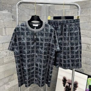 2026 Versace Tracksuits for men - DN26260502