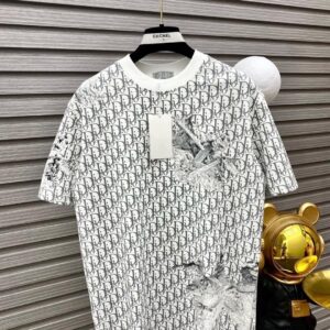Limited Edition Dior Unisex T-Shirt for men DN26290503
