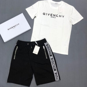 2025 Givenchy BnW Shirt & Shortss  - DN1613060