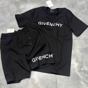 2025 Givenchy White Shirt & Shortss for men - DN1619063