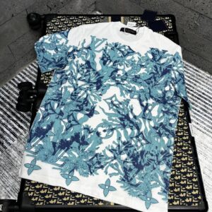 Louis Vuitton Luxury T-Shirt DN26208686